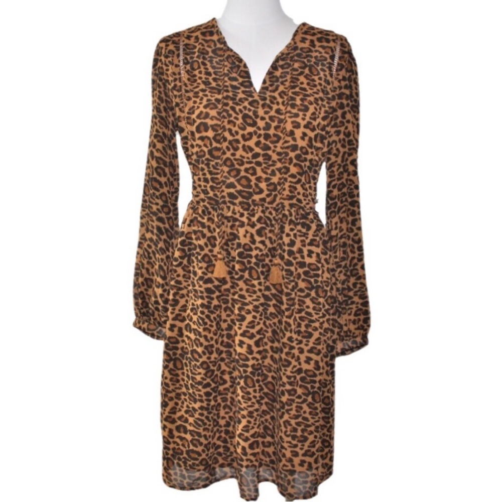 Women's MED Animal Print Babydoll Boho Long Sleeved Dress - NWT - Picture 6 of 16